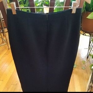 D&G Skirt Size 28